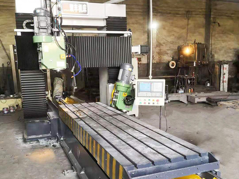 4016龍門加工中心